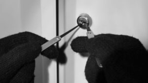 Lock picks Australia